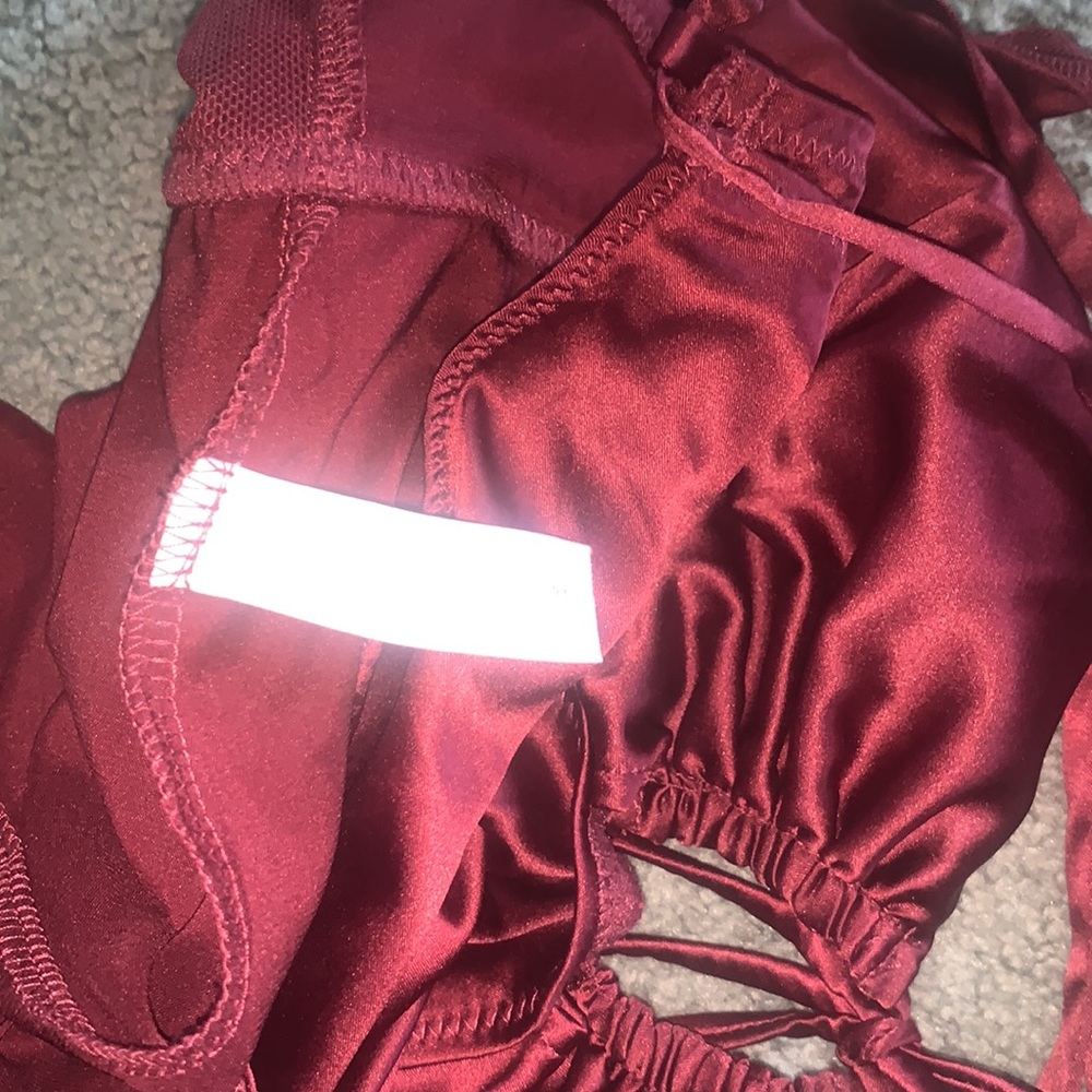 Auden burgundy satin slip - Picture 3 of 4